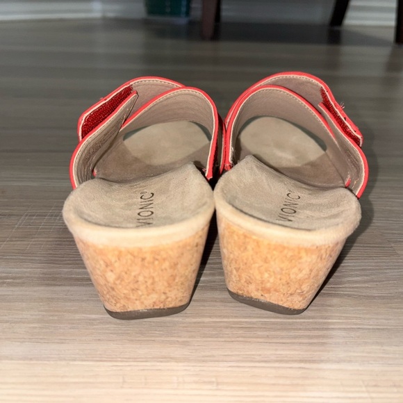 Women's ‎ Slide Sandals - Picture 3 of 8